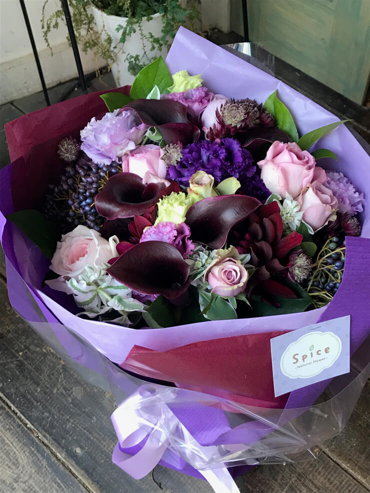 品川 70歳誕生日プレゼント古希祝いに紫花束 はなしごと