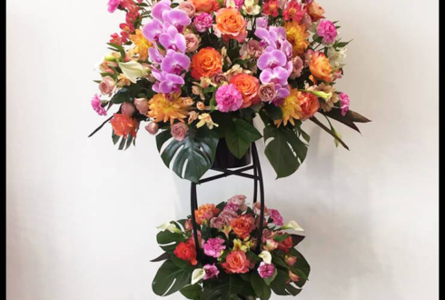 多摩市永山リニューアルオープン祝いスタンド花