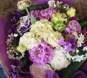 練馬文化センター イベント祝い紫系花束