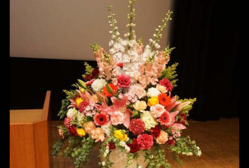 セシオン杉並 日本東京国際学院様の卒業式 壇上花