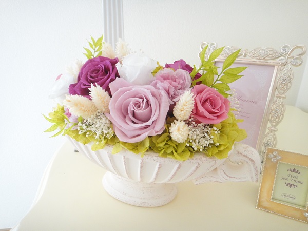 品川区 喜寿祝いに紫の花 プリザーブドフラワー