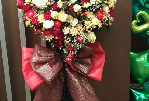 ベルサール高田馬場 前野智昭様のイベント出演祝い花束風スタンド花