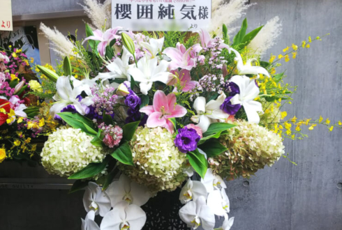 渋谷GUILTY 櫻囲純気様のバースデーライブ公演祝いアイアンスタンド花