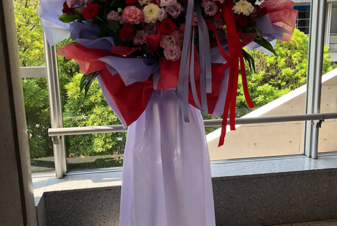 幕張メッセ KAmiYU（神谷浩史・入野自由）様のライブ公演祝い花束風スタンド花