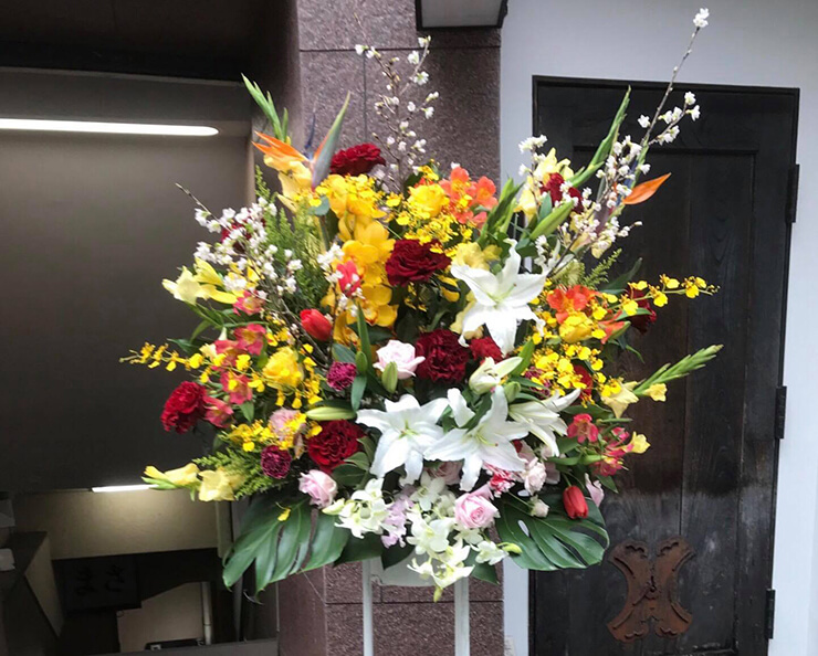 銀座 カラオケBAR depart様の開店祝いスタンド花