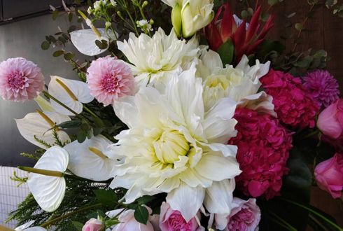 渋谷PARCO BAIT（ベイト）様の開店祝いアイアンスタンド花
