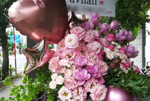 渋谷ネイルサロンFav nail様の開店祝いアイアンスタンド花