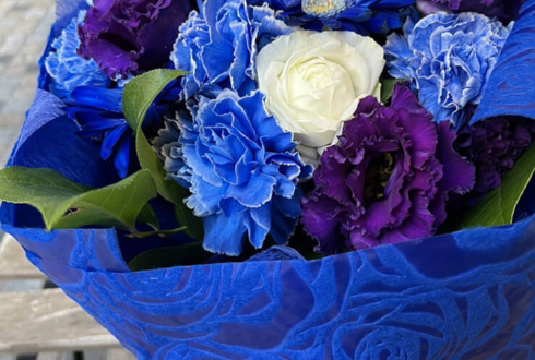 しろもん 藍乃りあ様の誕生日祝い花束 @ヒューリックホール東京【ご来店受け取り】