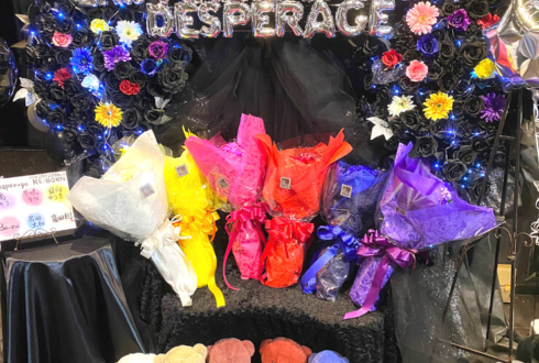 DESPERAGE様の結成２周年記念ライブ公演祝いバルーン連結アーチ&花束 @TwinBox AKIHABARA
