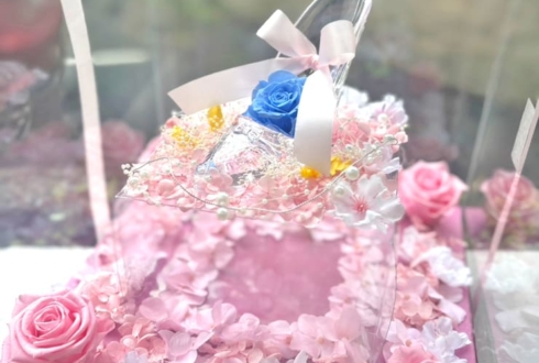 櫻坂46 田村保乃様のリアルミーグリ祝い花 ガラスの靴アレンジ @幕張メッセ