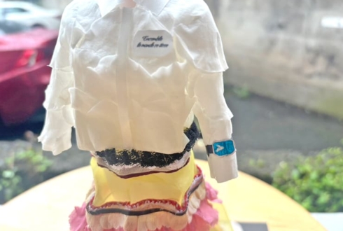 櫻坂46 守屋麗奈様のリアルミーグリ祝い花 衣装再現ミニトルソーアレンジ @幕張メッセ