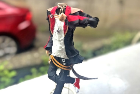 伏見ガク様の伏見ガクエスト公演祝い花 初期衣装再現プリザーブドフラワーミニトルソーアレンジ @愛知県芸術劇場 【花屋店頭展示】
