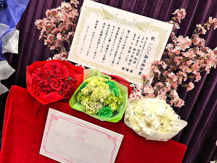 乙宗梢 役 花宮初奈様&夕霧綴理 役 佐々木琴子様&藤島慈 役 月音こな様の #蓮ノ空 4th 102期卒業公演祝いフラスタ @Kアリーナ横浜