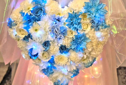 飯田ヒカル様の生誕祭祝いハートモチーフフラスタ @TIAT SKY HALL