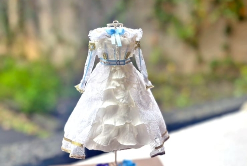 ハルニシオン 芹沢心色様の生誕祭祝い花 衣装再現プリザーブドフラワーミニトルソーアレンジ @渋谷音楽堂