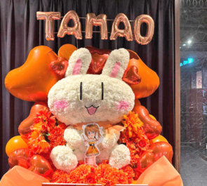 橘まお様の美しょゲ声優女子会♡2出演祝いたまウサモチーフフラスタ @P.A.R.M.S秋葉原店