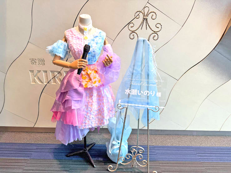 水瀬いのり様のライブ公演祝い衣装再現トルソーフラスタ @横浜アリーナ