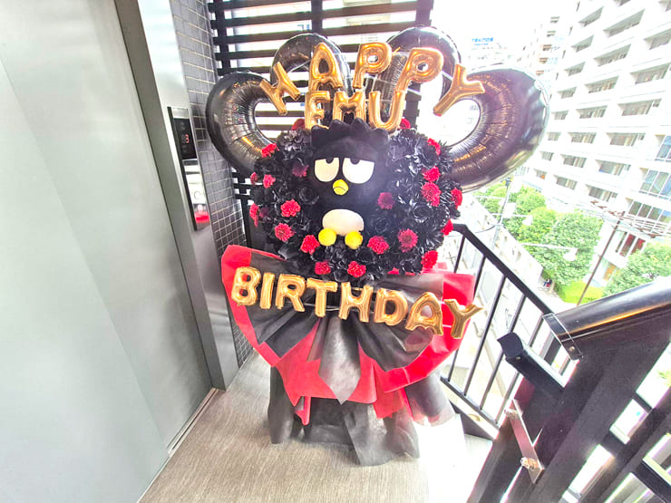 えむ様のBDイベント開催祝いフラスタ @メイドカフェ マジカルツインテール