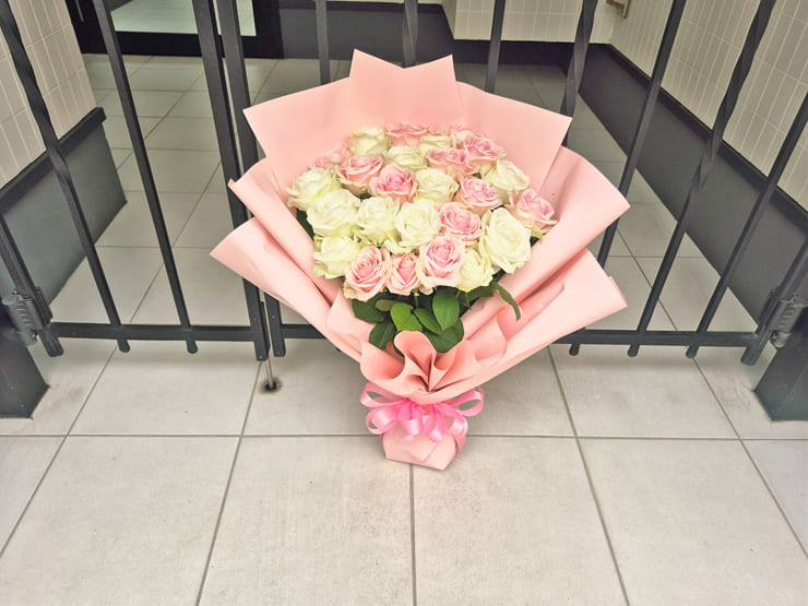 瞬きもせず 夏目みれい様の生誕祭祝い花束 @SHIBUYA ONE5