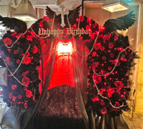 椎名ひかり様の降誕祭祝い連結アーチ @WWW