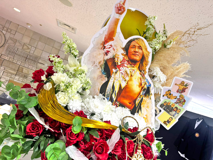 新日本プロレス 棚橋弘至選手祝いの地元凱旋&26周年&誕生日(11/13)祝いフラスタ @岐阜メモリアルセンター で愛ドーム