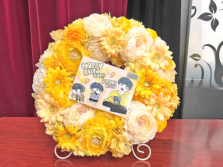 原宿YANKEEZ 堀井椋耶様のライブ公演祝い花 リースアレンジ @MODIS渋谷店