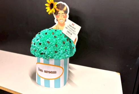 岩崎諒太様の誕生祭祝い花 @HADO ARENA お台場店