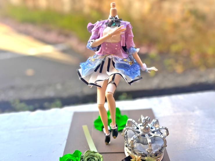 音葉なほ様の生誕祭祝い花 衣装再現フラワードール 【花屋店頭展示】