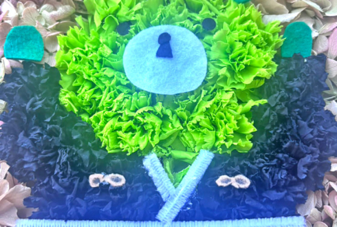 くまっキー団長の誕生日祝い&東京ミステリーサーカス8周年祝い花 くまっキー団長モチーフプリザーブドフラワーBOXアレンジ