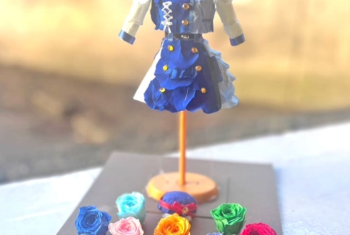 Palette Project様の #パレプロワンマン2025 公演祝い花 衣装再現プリザーブドフラワーミニトルソーアレンジ @大手町三井ホール