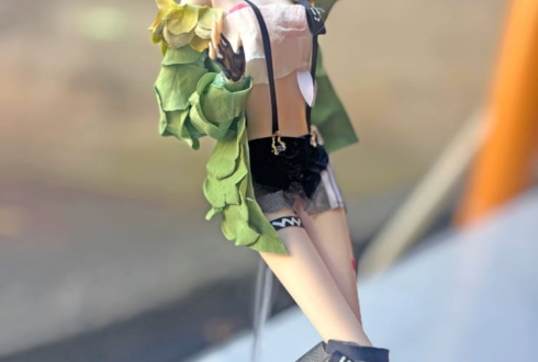 レイン・パターソン様の #ロクフリゲームフェスタ 公演祝い花 衣装再現フラワードール @パシフィコ横浜【花屋店頭展示】