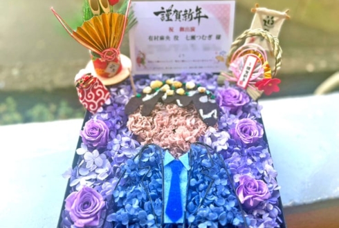 有村麻央役 七瀬つむぎ様の #アイマス新年会 出演祝い花 顔がたこ焼きになった男性モチーフプリザーブドフラワーBOXアレンジ @Zepp Osaka Bayside