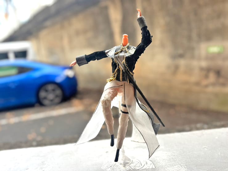 剣持刀也様の #にじさんじWORLDTOUR2025 東京公演祝い花 衣装再現フラワードール @TOYOTA ARENA TOKYO【花屋店頭展示】