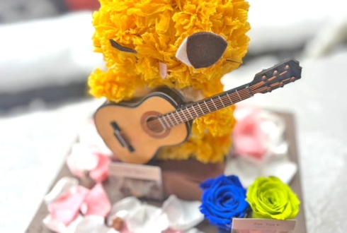 湊みや様の #ヒカROOM バレンタインイベント出演祝い花 プリザーブドフラワー"みにゃ太"モチーフアレンジ @横浜赤レンガ倉庫