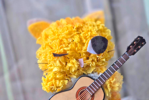 湊みや様の #ヒカROOM バレンタインイベント出演祝い花 プリザーブドフラワー"みにゃ太"モチーフアレンジ @横浜赤レンガ倉庫