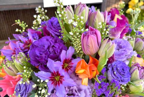 【 #ヲモヒヲカタチニプラス 】松田岳様の舞台出演祝い花 @あうるすぽっと・AiiA 2.5 Theater Kobe【花屋店頭展示】