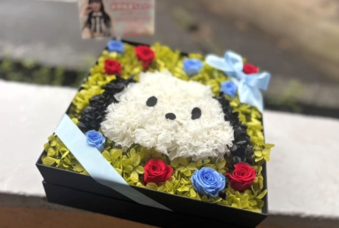 Rain Tree 新野楓果様の握手会開催祝い花 ポチャッコモチーフプリザーブドフラワーBOXアレンジ @TFTホール