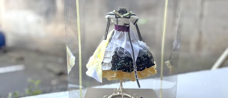 トライアムトーン 佐倉未雨役 齊藤未莉依様の #Rst_10thAnniv ライブ出演祝い花 衣装再現ミニトルソーアレンジ @川口総合文化センターリリア・フカガワみらいホール