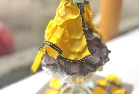 涼風しとら様の生誕祭祝い花 衣装再現プリザーブドフラワーミニトルソーアレンジ @秋葉原某所