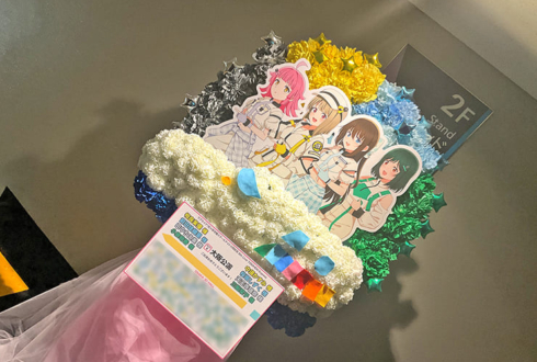 相良茉優様 中須かすみ様&前田佳織里様 桜坂しずく様&田中ちえ美様 天王寺璃奈様&小泉萌香様 三船栞子様の #虹ヶ咲 8thライブ公演祝い新幹線モチーフフラスタ @大阪城ホール