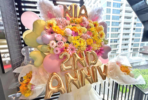 にあ様の2周年イベント開催祝いブーケ組み込みフラスタ @メイドカフェ マジカルツインテール