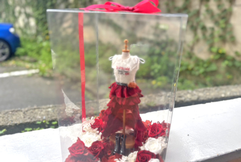 INSPIRE Hina様の生誕祭祝い花 衣装再現プリザーブドフラワーミニトルソーアレンジ @渋谷音楽堂