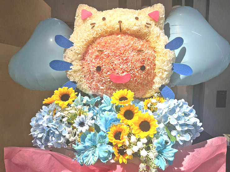 Nagu様の初個展開催祝い花 うぱモチーフアレンジ @Anicoremix Gallery